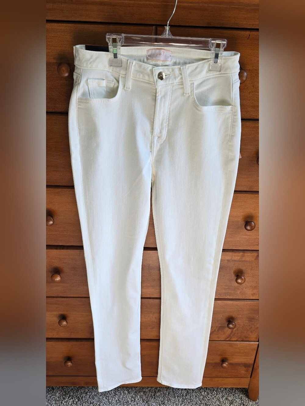 NWT Womens 7 For All Mankind Jen7 White Slim Straight Jeans Size 4